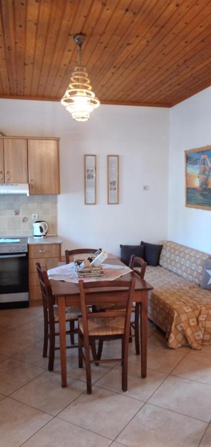Athina Studio Apartments Kerveli Ngoại thất bức ảnh