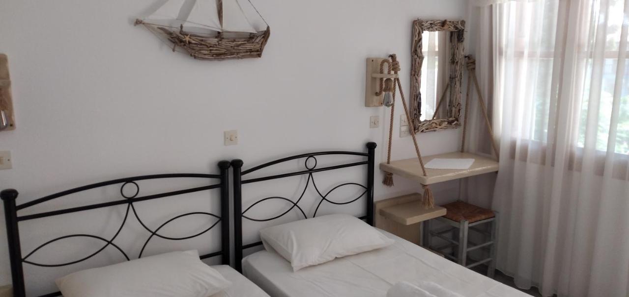 Athina Studio Apartments Kerveli Ngoại thất bức ảnh