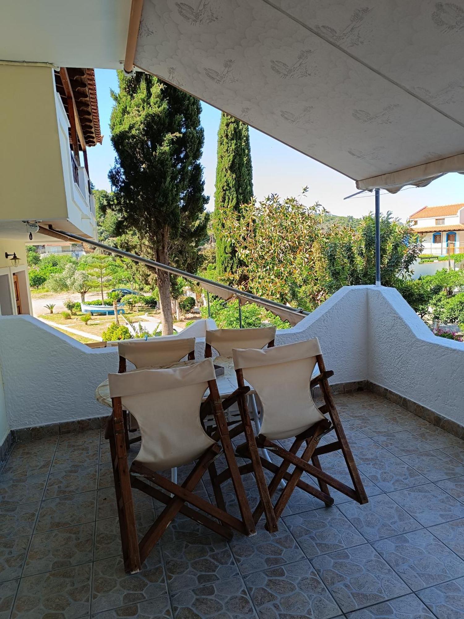 Athina Studio Apartments Kerveli Ngoại thất bức ảnh